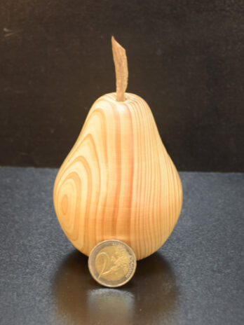 Poire en bois de thuya